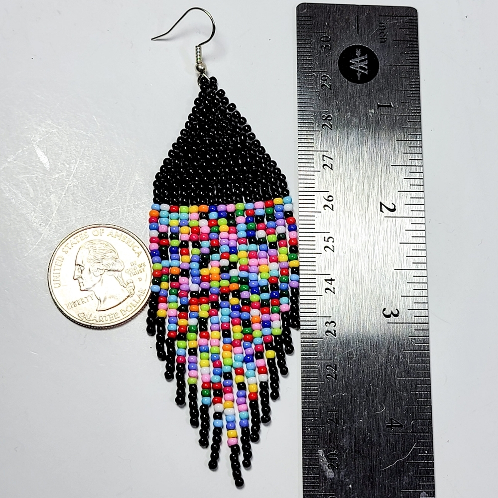 Handmade Seed Bead Fringe Earrings "Pixelated Rainbow in black" - Picture 4 of 5
